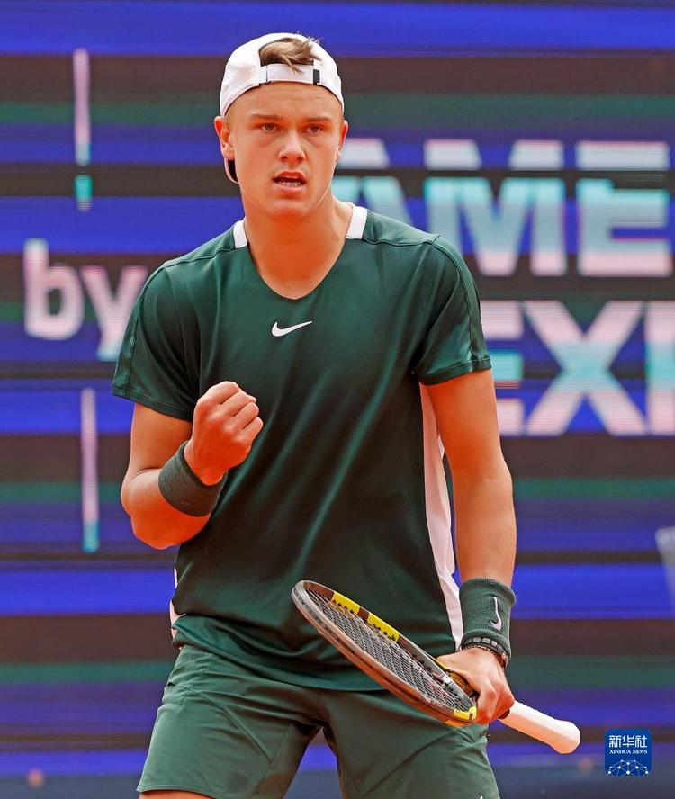 依赖资金要 依赖资金要