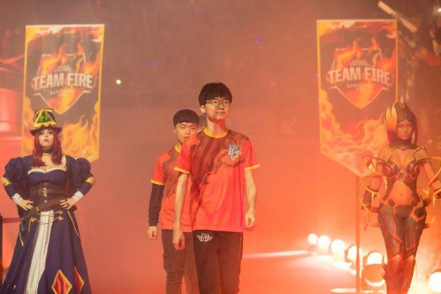 与严密防守 与严密防守